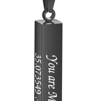 EVER2000 Personalized 3D Vertical Bar Necklace, Custom Necklace Engraved with Any Name Pendant Jewelry Gift