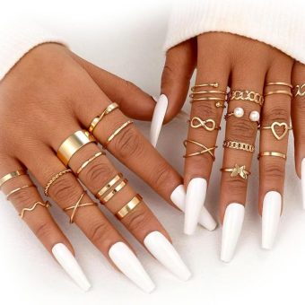 FUTIMELY Gold Kunckle Rings Set for Women gifts,Boho Stackable Rings Pack pearl Butterfly Statement Vintage Rings Set Birthday Gifts Jewelry