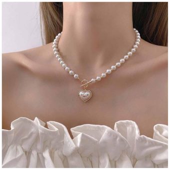 Vintage Pearl Choker Necklace Gold Circle T Bar Necklace Bohemia Heart Necklace Love Heart Pendant Necklace Chain Jewelry for Women and Girls (Heart with crystal)