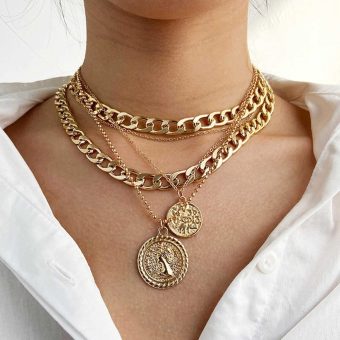 YienDoo Boho Multilayer Coin Necklace Vintage Gold Chunky Link Cuban Chain Choker Disc Coin Pendant Necklace Rock Statement Layered Coin Necklace Charm Jewelry for Women and Girls